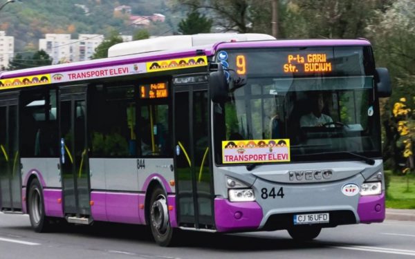 Autobuzele speciale pentru elevi vor circula la Cluj din acest an școalar. Care sunt traseele