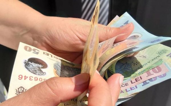 Salariul minim va fi diferențiat, în funcție de studii și vechime în muncă