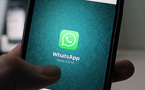 WhatsApp limitează transferul unui mesaj la cinci destinatari. Măsura a fost luată pentru a combate dezinformarea