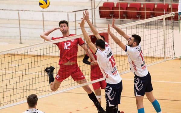 Volei | Unirea Dej a obținut un punct din meciul jucat în deplasare cu Dinamo