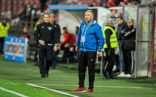 Dan Petrescu mai vrea un titlu cu CFR Cluj
