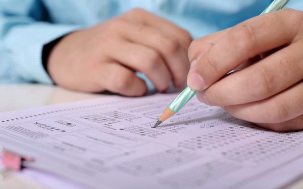 CLUJ | 29 de absolvenți de clasa a VIII-a au primit 10 pe linie la Evaluarea Națională