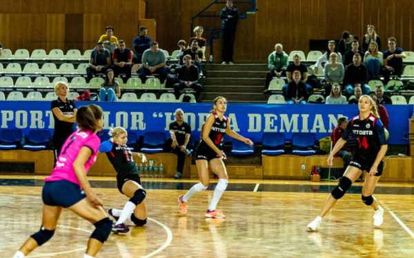 Volei | U NTT Data a câștigat cu 3-1 meciul cu Rapid București