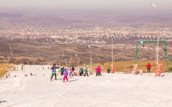 AUDIO | Doza de turism. La schi, „deasupra” Clujului