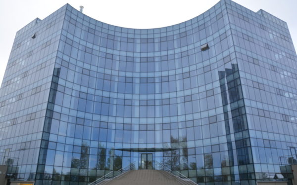 Scădere de impozit pentru clădirile nerezidențiale, la Cluj. Director de cluster: „Să se regăsească și la chiriaș”