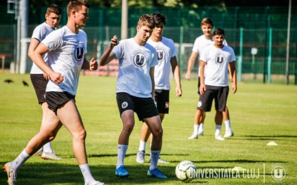 Universitatea Cluj atacă promovarea în prima ligă de fotbal cu jucători din propria pepinieră