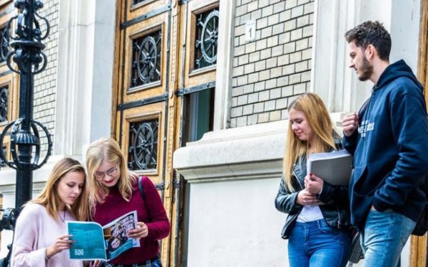 Începe admiterea 2022 la Universitatea Babes-Bolyai. Ce trebuie neapărat să știe candidații