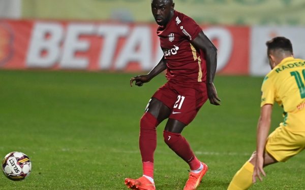 CFR Cluj urcă pe podium în Superligă, după o victorie la limită obținută greu la CS Mioveni