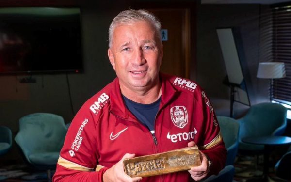 Dan Petrescu de la CFR Cluj este antrenorul anului 2022