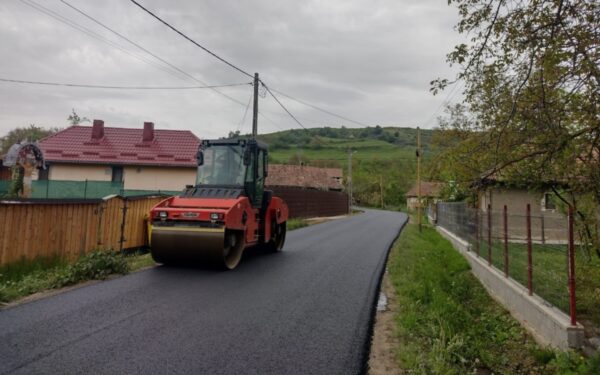 Știrile zilei de 18 mai la EBS: A fost finalizat proiectul de modernizare a Drumului Apusenilor | Au început Zilele Clujului