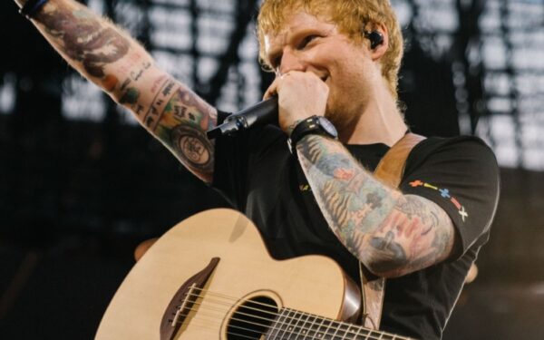 Ed Sheeran solicită finanţare pentru educaţia muzicală din şcoli