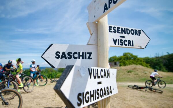 Comunităţile din Colinele Transilvaniei îşi deschid porţile