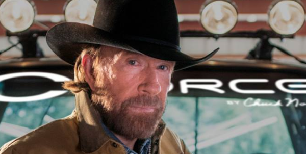 Carieră cinematografică spectaculoasă şi excelenţă în arte marţiale